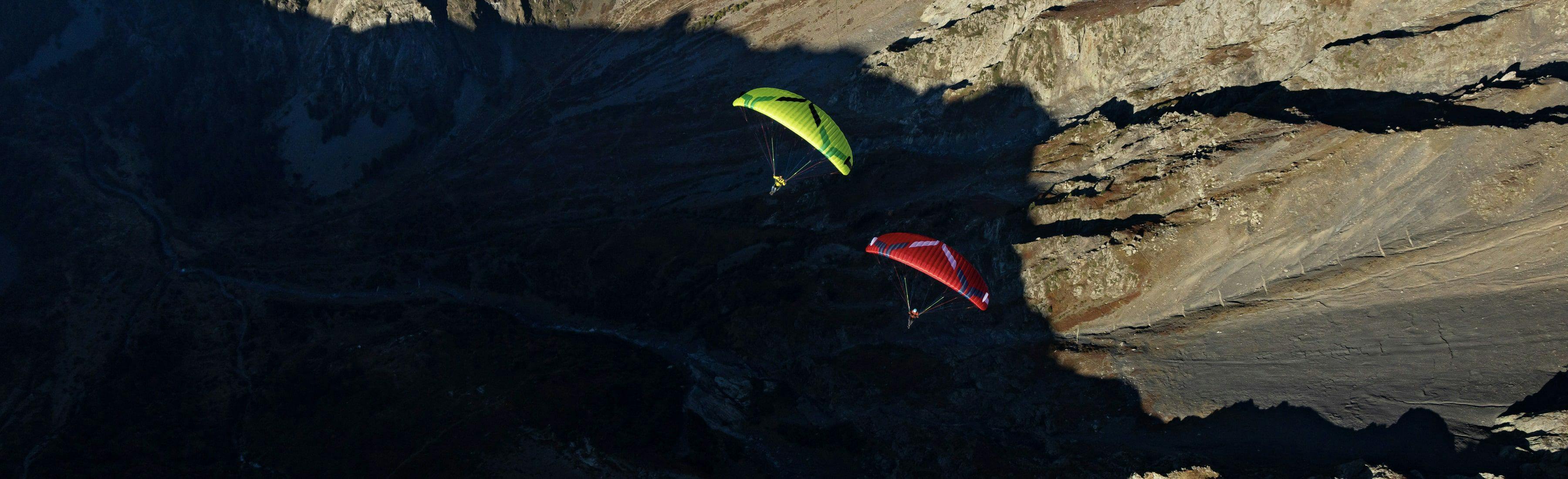 paragliders hero image