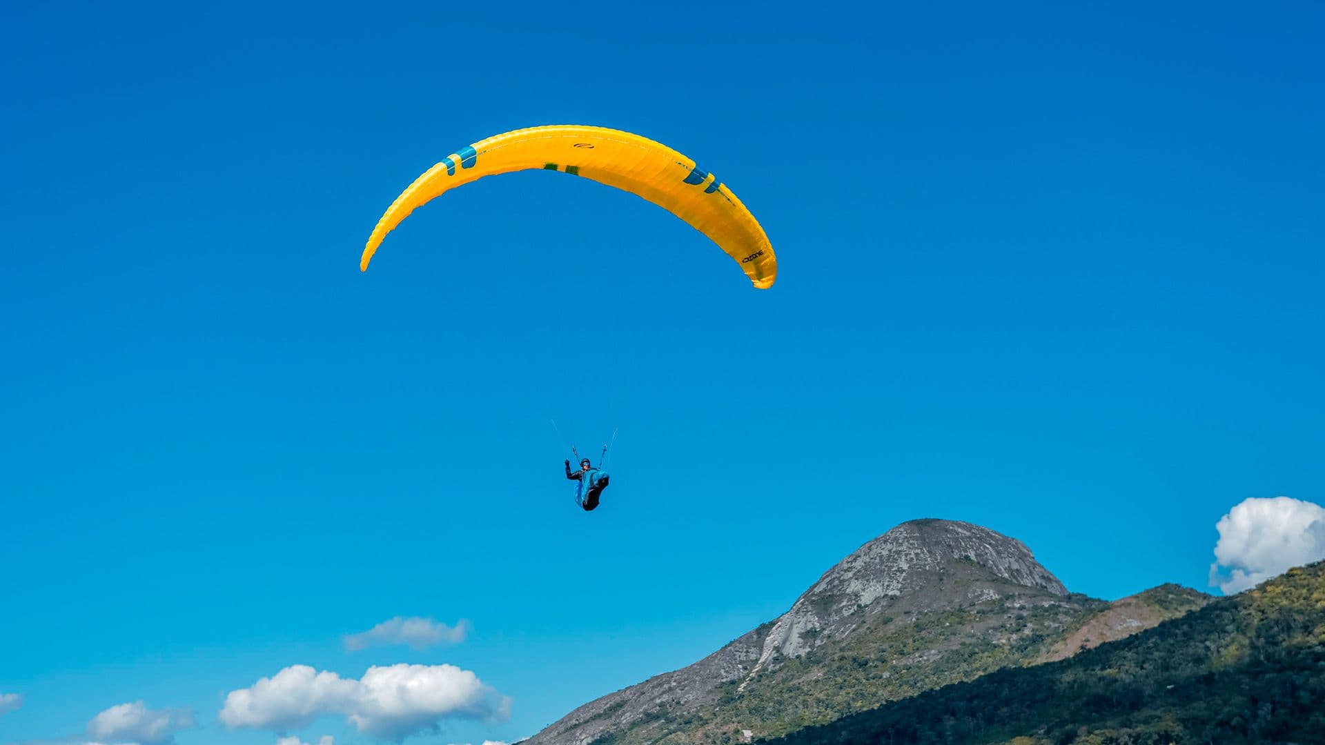 paragliders hero image