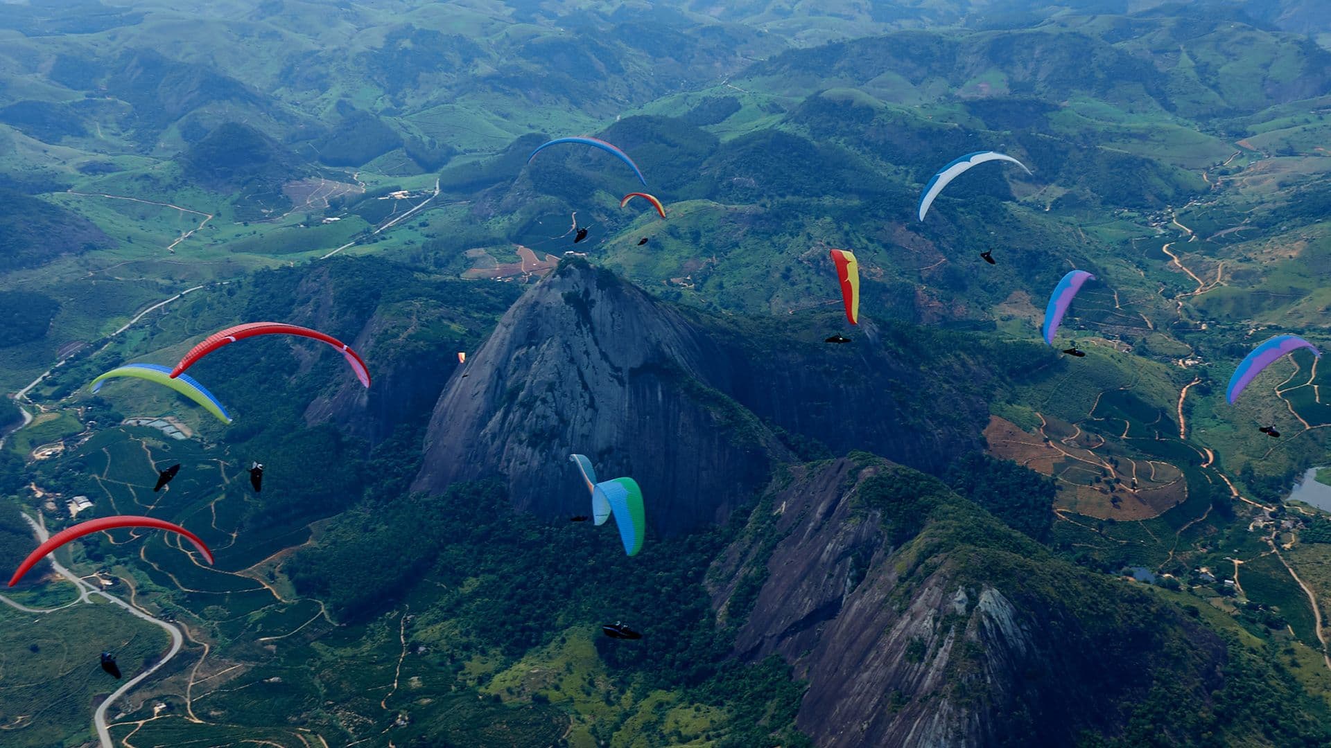 paragliders hero image