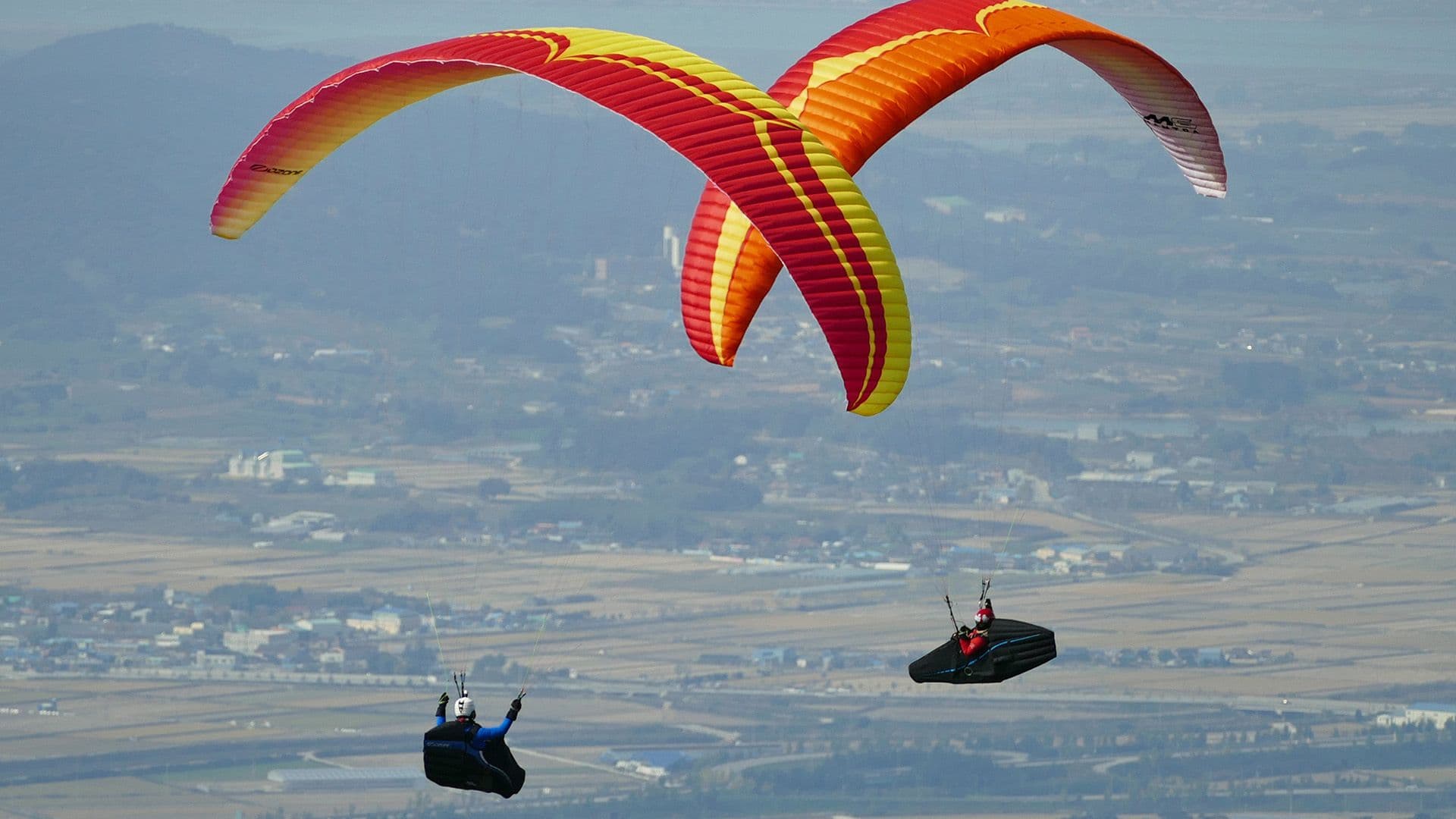 paragliders hero image