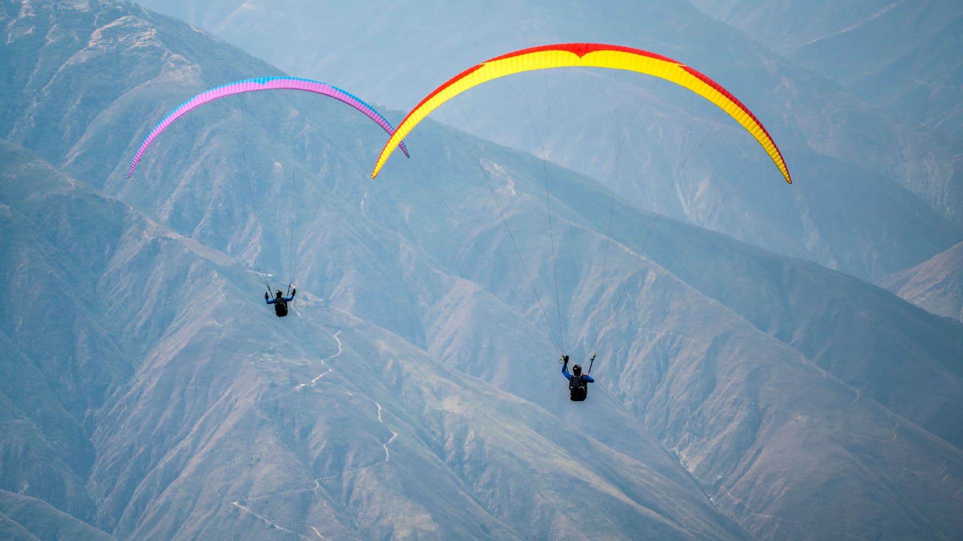 paragliders hero image