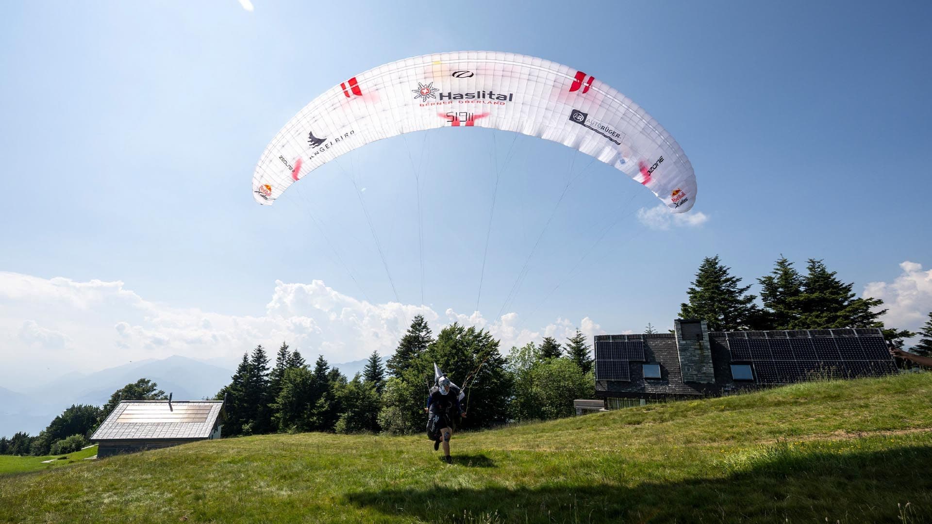 paragliders hero image