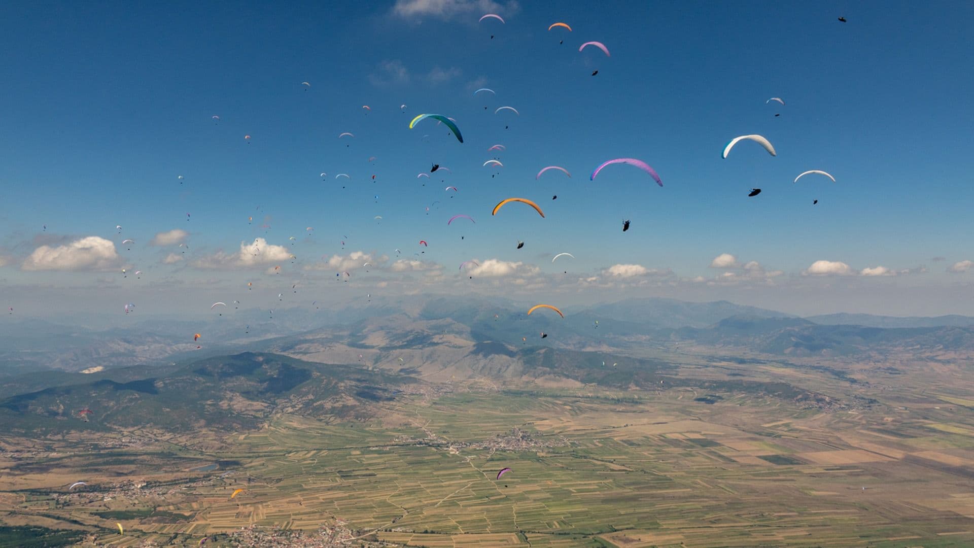 paragliders hero image