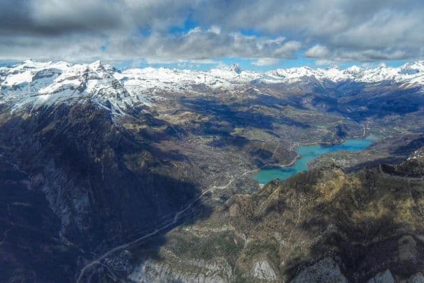 Xevi Bonet flies epic flight in the Pyrenees