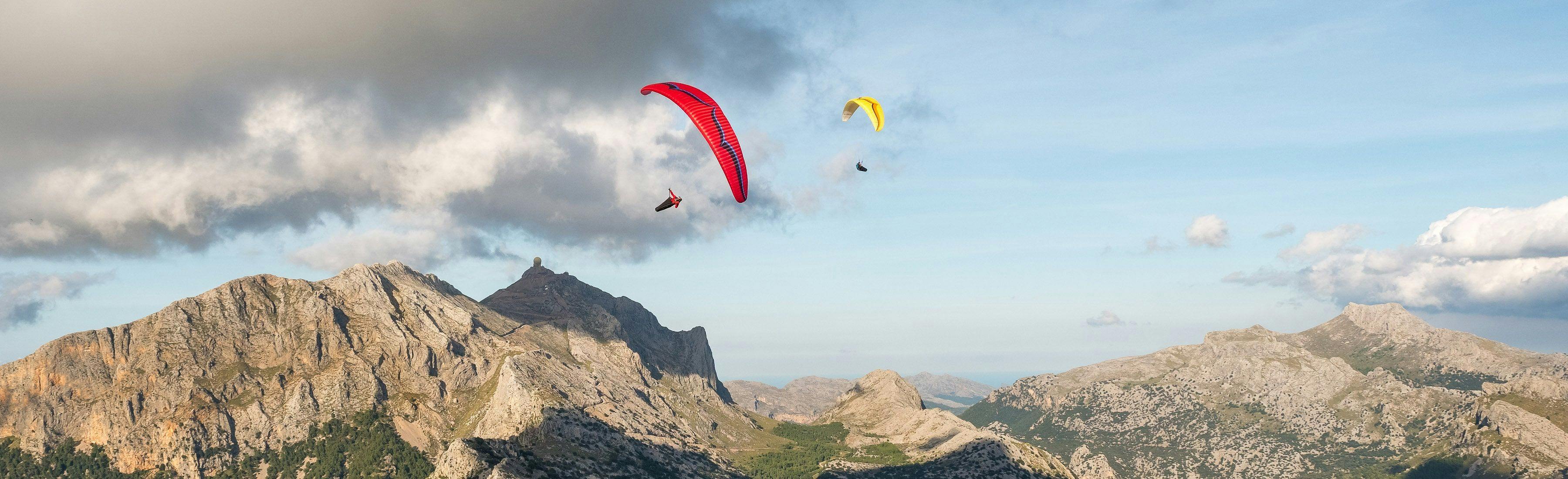 paragliders hero image