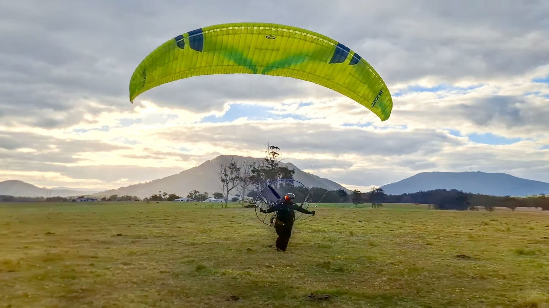 paramotor hero image