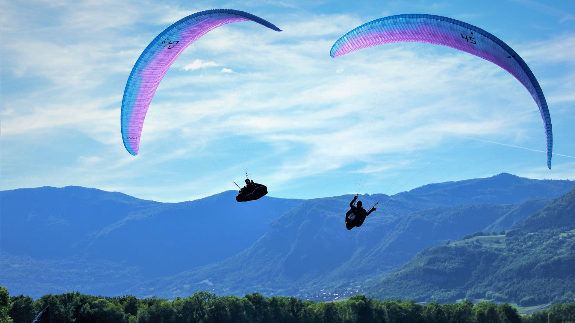 paragliders hero image