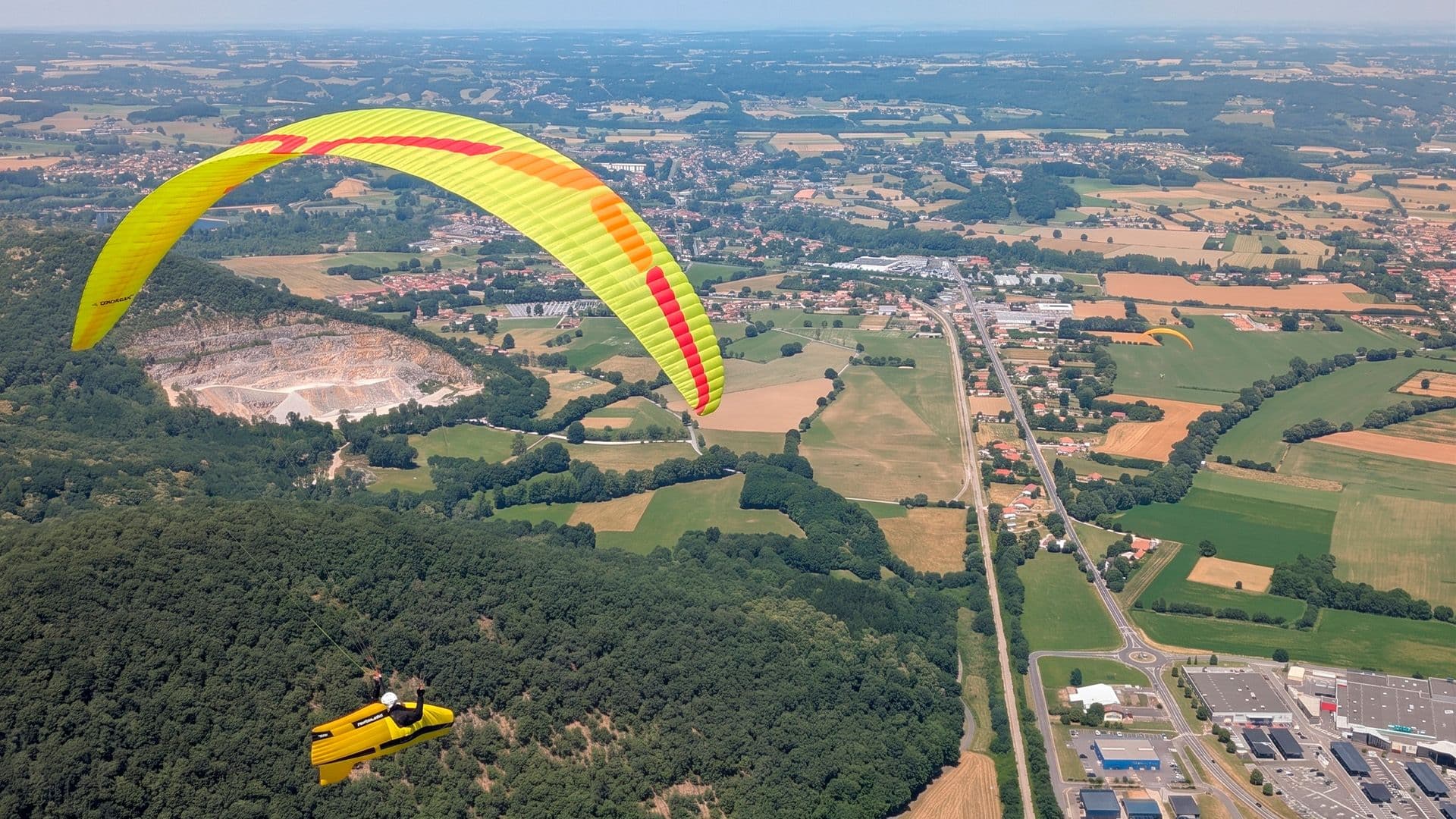 paragliders hero image